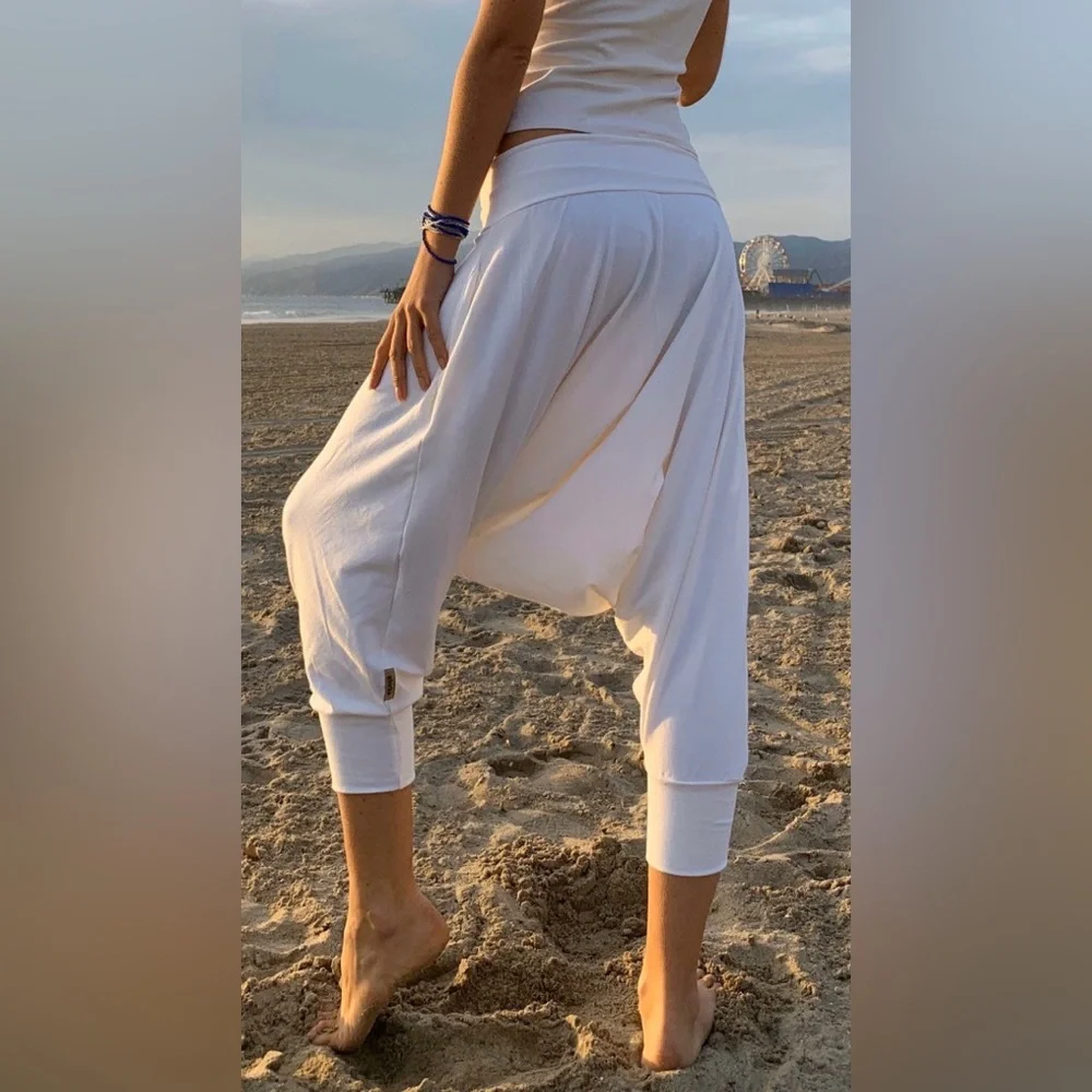 Free People Movement Harem / Buddha Pants. Drop crotch, oversized. White. M-L - Picture 2 of 13